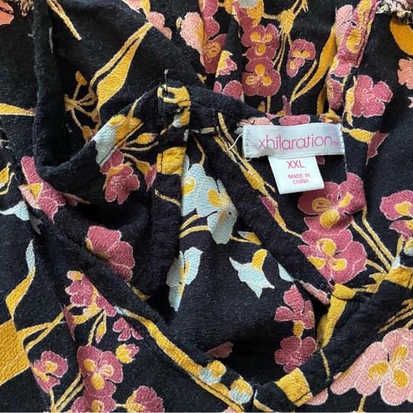 Xhilaration Floral Dress with Back Cut-Out Detail Size XXL - Picture 3 of 3